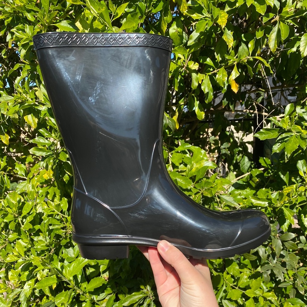 NWT Ugg Sienna Rain Boots - Picture 5 of 12